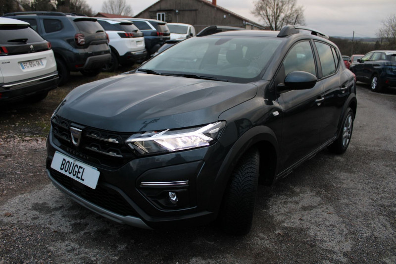 Photo 4 de l'offre de DACIA SANDERO 4 TCE 90 CV STEPWAY GPS CARPLAY USB FULL LED RADAR BLUETOOTH RÉGULATEUR BOITE AUTO à 15500€ chez Bougel transactions