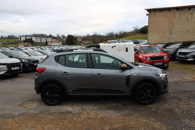 Photo 5 de l'offre de DACIA SANDERO 5 STEPWAY ECO-GPL EXTREME+ 100 CV GPS 3D CAMÉRA FULL LED USB JA 16 GRIP RÉGULATEUR à 19590€ chez Bougel transactions