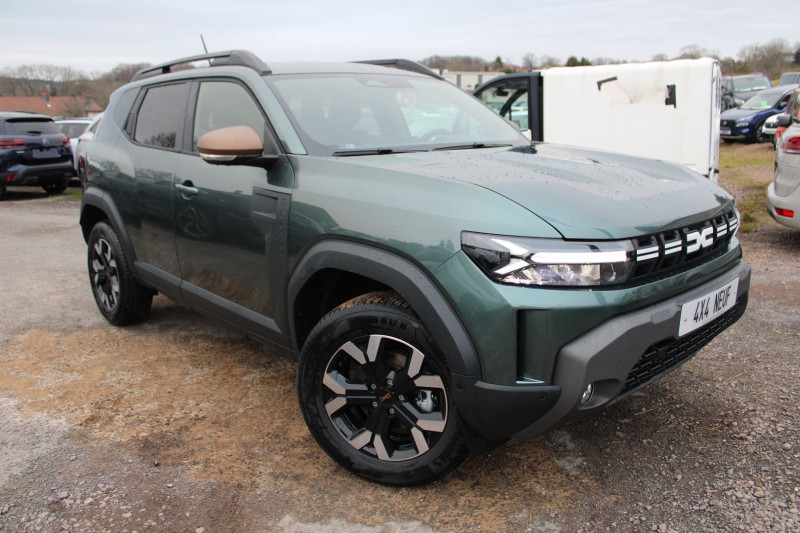 Dacia DUSTER VI EXTREME TCE 130 CV  4X4  GPS CARPLAY CAMÉRA 360° FULL LED USB JA 17 PACK HIVER Essence VERT CEDRE Occasion à vendre