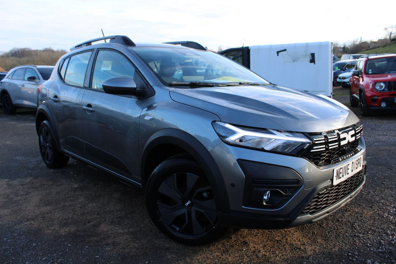 Dacia SANDERO 5 STEPWAY ECO-GPL EXPRESSION 100 CV GPS CARPLAY CAMÉRA USB RE FULL LED RÉGULATEUR GPL GRIS SHISTE  Occasion à vendre