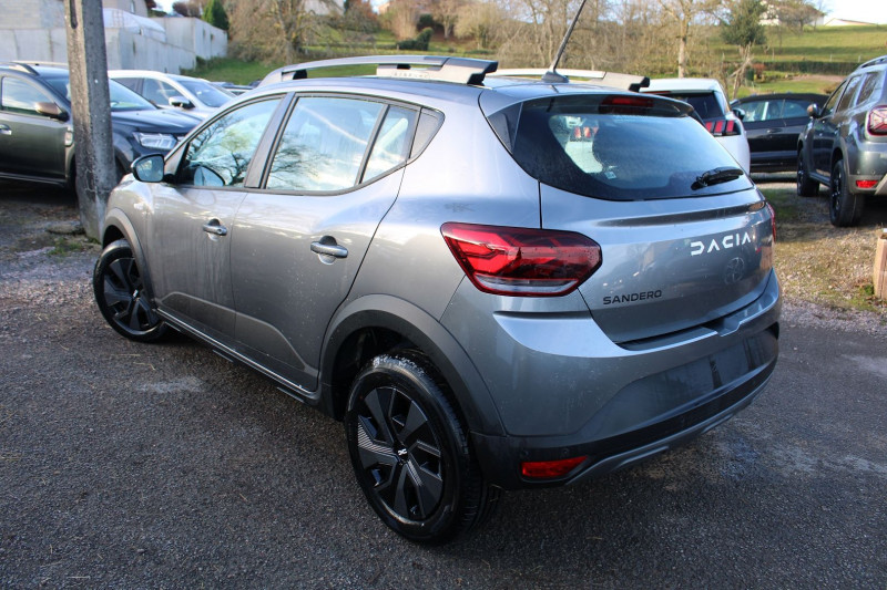 Photo 3 de l'offre de DACIA SANDERO 5 STEPWAY ECO-GPL EXPRESSION 100 CV GPS CARPLAY CAMÉRA USB RE FULL LED RÉGULATEUR à 18500€ chez Bougel transactions