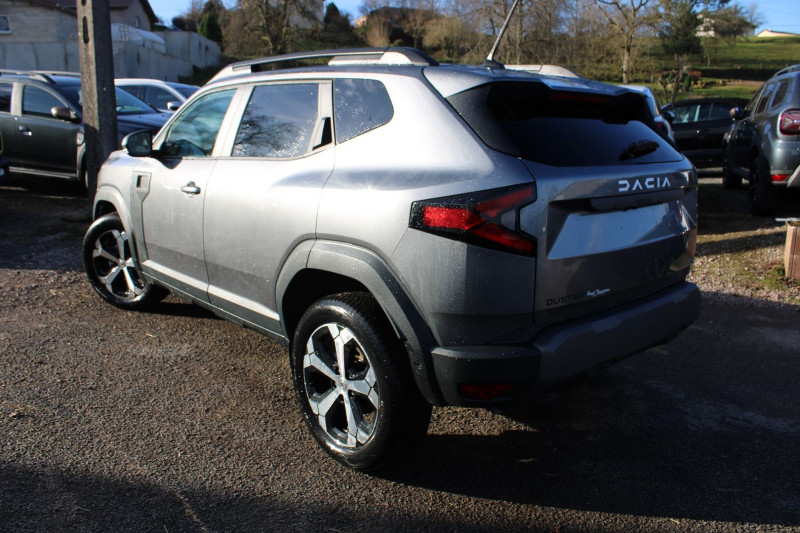 Photo 3 de l'offre de DACIA DUSTER VI JOURNEY  4X4  TCE 130 CV CAMÉRA 360° FULL LED GPS 3D JA 18 RÉGULATEUR PACK HIVER à 28900€ chez Bougel transactions