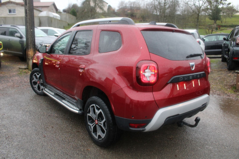 Photo 4 de l'offre de DACIA DUSTER III BLUEDCI 115 CV TECHROAD BOITE 6V DIESEL CAMÉRA 360 JANTES 17 ABS GPS  ATTELAGE à 16500€ chez Bougel transactions