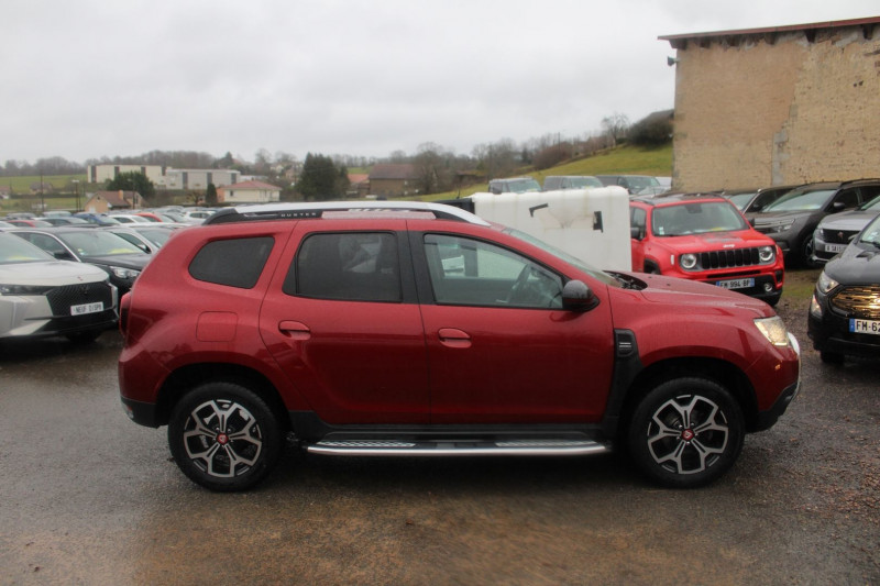 Photo 6 de l'offre de DACIA DUSTER III BLUEDCI 115 CV TECHROAD BOITE 6V DIESEL CAMÉRA 360 JANTES 17 ABS GPS  ATTELAGE à 16500€ chez Bougel transactions