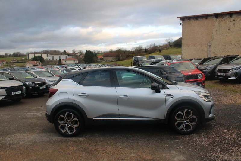 Photo 5 de l'offre de RENAULT CAPTUR 4 TCE 100 CV INTENS GPL à 17500€ chez Bougel transactions