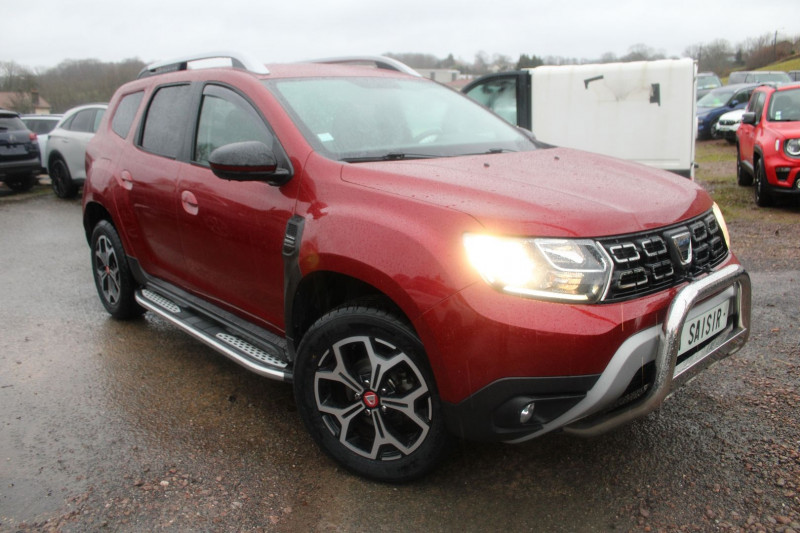 Dacia DUSTER III BLUEDCI 115 CV TECHROAD BOITE 6V DIESEL CAMÉRA 360 JANTES 17 ABS GPS  ATTELAGE Diesel ROUGE FUSION Occasion à vendre