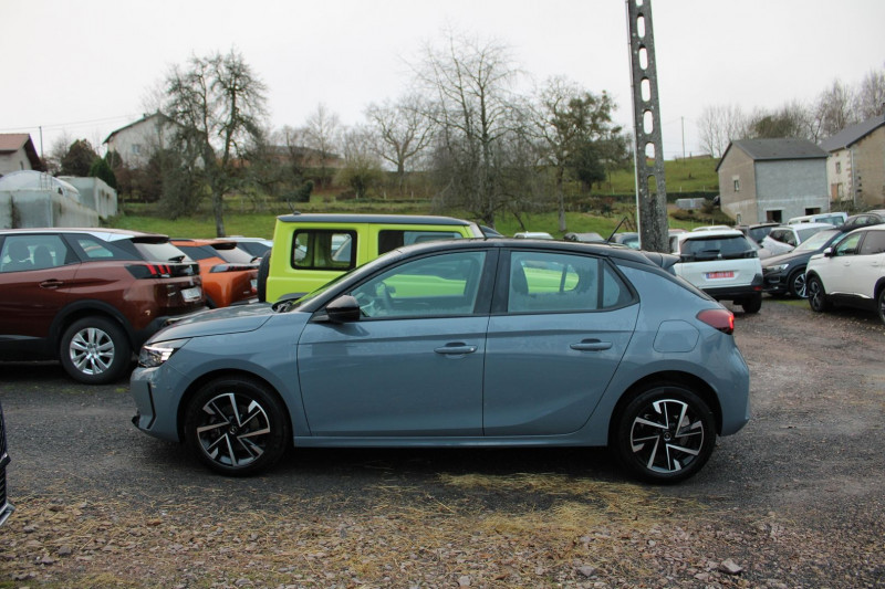 Photo 5 de l'offre de OPEL CORSA 5 GS LINE BICOLOR 1L2 TURBO 100 CV BOITE 6V CAMÉRA GPS LINK USB RÉGULATEUR  JA 16 à 16900€ chez Bougel transactions