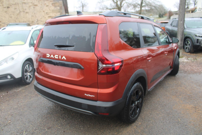 Photo 2 de l'offre de DACIA JOGGER EXTREME TCE 110 LIMITED EDITION CAMÉRA GPS USB BLUETOOTH ESP FULL LEDS  BOITE 6V à 18900€ chez Bougel transactions