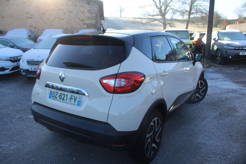 Photo 3 de l'offre de RENAULT CAPTUR II INTENSE DCI 110 GPS USB MÉDIA JANTES 17 RÉGULATEUR BLUETOOTH CLIM AUTO BOITE 6V à 11500€ chez Bougel transactions