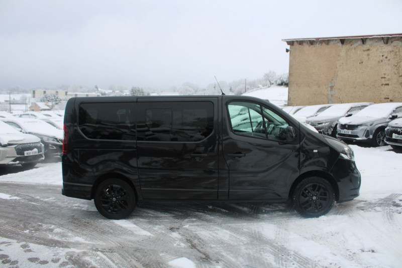 Photo 5 de l'offre de OPEL VIVARO COMBI 1L6 CDTI 145 BOITE 6 FAMILIAL 8 PLACES GPS USB ABS RÉGULATEUR BLUETOOTH ATTELAGE à 23900€ chez Bougel transactions