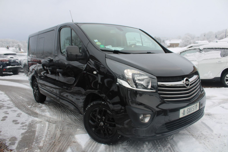 Opel VIVARO COMBI 1L6 CDTI 145 BOITE 6 FAMILIAL 8 PLACES GPS USB ABS RÉGULATEUR BLUETOOTH ATTELAGE Diesel NOIR ADVENTUR Occasion à vendre