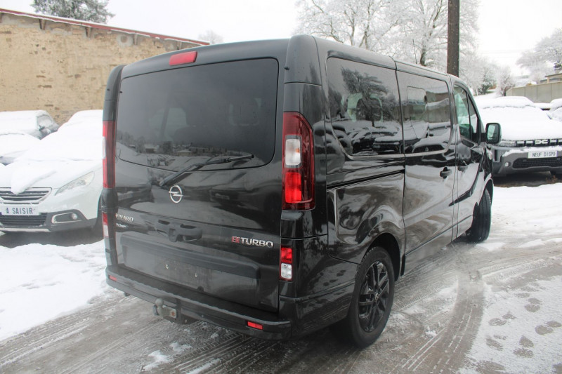 Photo 2 de l'offre de OPEL VIVARO COMBI 1L6 CDTI 145 BOITE 6 FAMILIAL 8 PLACES GPS USB ABS RÉGULATEUR BLUETOOTH ATTELAGE à 23900€ chez Bougel transactions