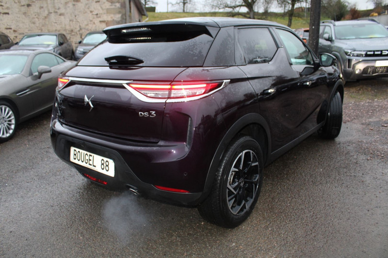 Photo 2 de l'offre de DS DS 3 CROSSBACK BLUE HDI 130 CV RIVOLI GPS 3D CAMÉRA USB JA 17 I-COKPIT FULL LED BOITE AUTO EAT8 à 22990€ chez Bougel transactions