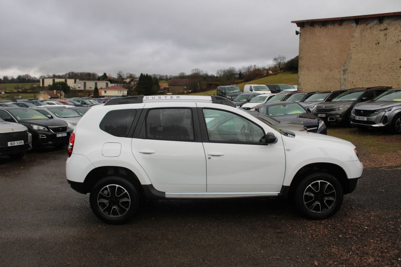 Photo 5 de l'offre de DACIA DUSTER II PRESTIGE 1L5 DCI 110 CV GPS 3D CAMÉRA ATTELAGE USB JA 16 BLUETOOTH RÉGULATEUR à 9990€ chez Bougel transactions