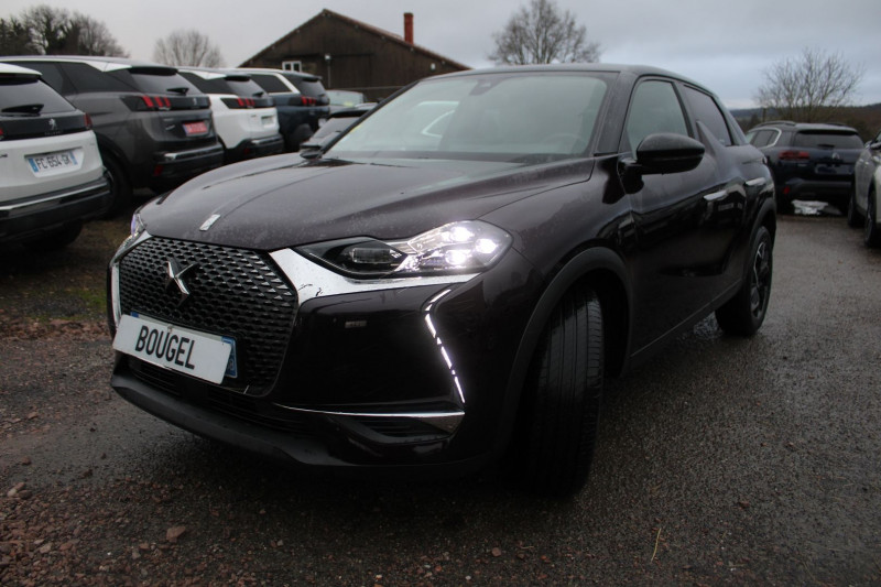 Photo 4 de l'offre de DS DS 3 CROSSBACK BLUE HDI 130 CV RIVOLI GPS 3D CAMÉRA USB JA 17 I-COKPIT FULL LED BOITE AUTO EAT8 à 22990€ chez Bougel transactions