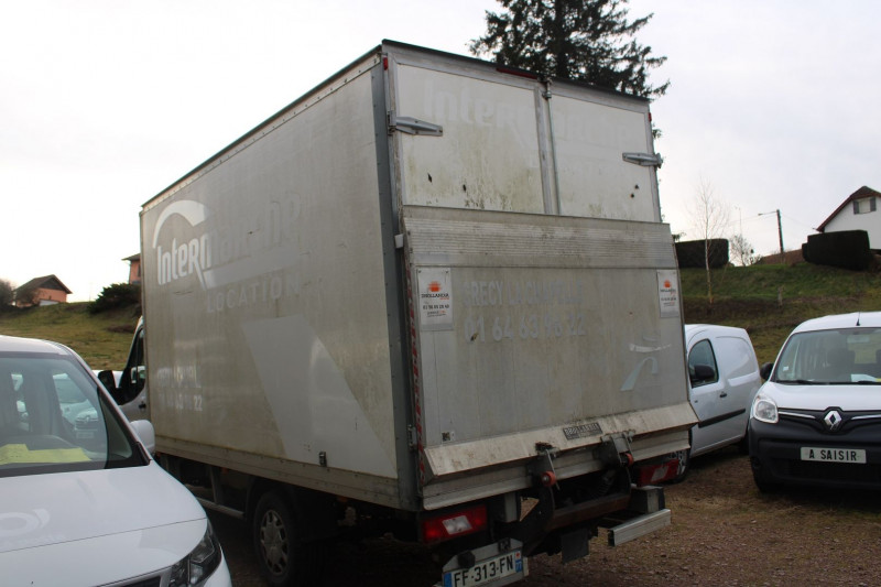 Photo 3 de l'offre de FORD TRANSIT FOURGON 2L TDCI 130 CV AMBIENTE GPS TYPE DÉMÉNAGEMENT CAISSE ALU MONTE CHARGE à 19800€ chez Bougel transactions