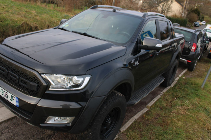 Photo 2 de l'offre de FORD RANGER III WILDTRACK 3L2 TDCI 200 CV BOITE AUTO CAMÉRA CUIR GPS USB ABS PACK BLACK ATTELAGE à 28900€ chez Bougel transactions