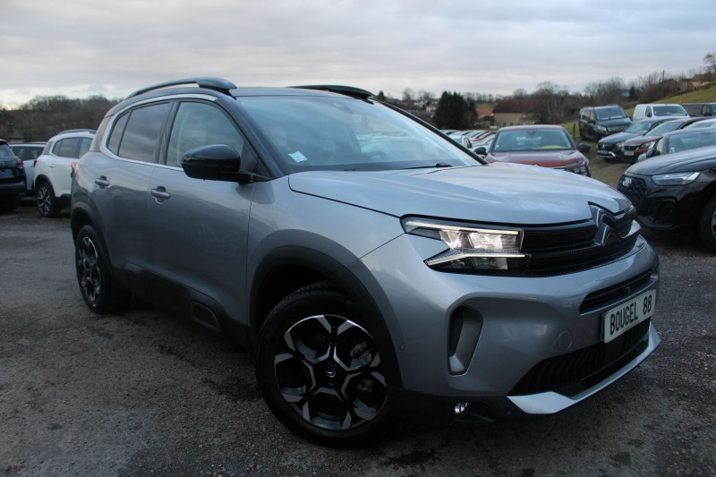 Photo 1 de l'offre de CITROEN C5 AIRCROSS II SHINE 136 CV HYBRIDE EAT8 BOITE AUTO BICOLOR CAMÉRA 360 GPS TOIT PANO OUVRANT à 27900€ chez Bougel transactions