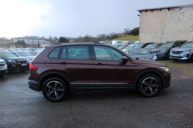 Photo 5 de l'offre de VOLKSWAGEN TIGUAN 4 LIFE 2L TDI 150 CV CAMÉRA GPS USB FULL LEDS RÉGULATEUR BLUETOOTH ESP  BOITE 6V à 29800€ chez Bougel transactions