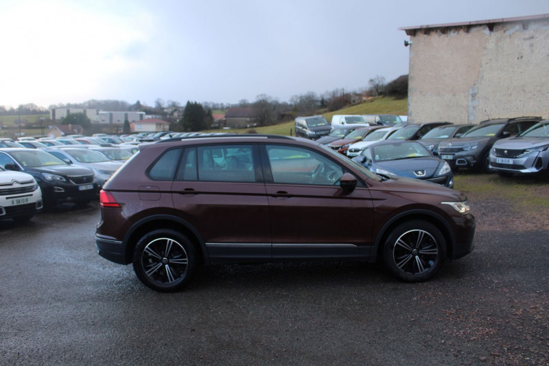 Photo 6 de l'offre de VOLKSWAGEN TIGUAN 4 LIFE 2L TDI 150 CV CAMÉRA GPS USB FULL LEDS RÉGULATEUR BLUETOOTH ESP  BOITE 6V à 29800€ chez Bougel transactions