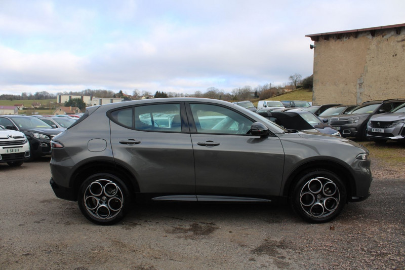 Photo 5 de l'offre de ALFA ROMEO TONALE 1L6 DIESEL SPRINT 130 CV GPS 3D CAMÃRA I-COKPIT JA 18 FULL LED BOITE AUTO TCT-6 à 28900€ chez Bougel transactions