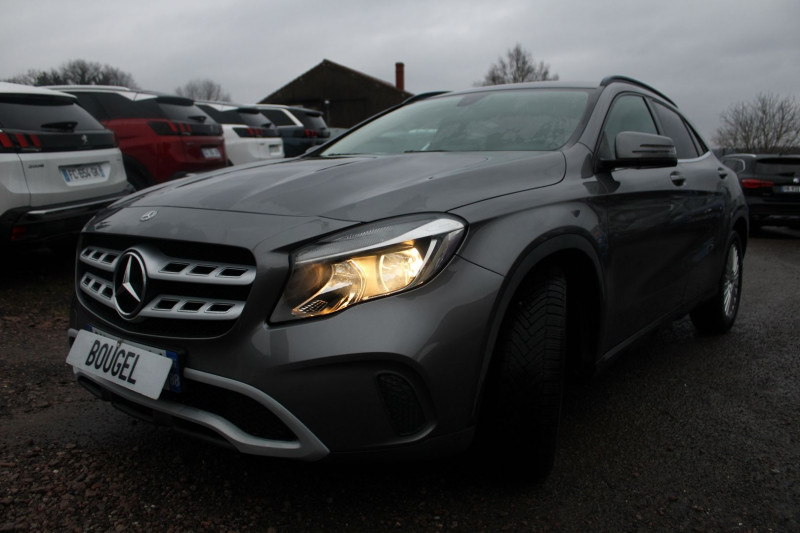 Photo 4 de l'offre de MERCEDES-BENZ GLA 200 CDI BUSINESS 136 CV GPS 3D CAMÃRA USB JA 17 RE COFFRE ELECT CUIR RÃGULATEUR à 19990€ chez Bougel transactions