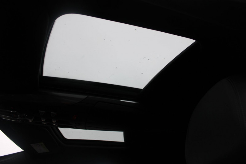 Photo 11 Ds DS 5 HYBRIDE 2L HDI 150 CV SPORT CHIC GPS 3D CAMÃRA MP3 TOIT PANO USB JA 18 XÃNON+LED Diesel VIOLET NACRÃ en vente chez Bougel transactions Photo 11 de l'offre de DS DS 5 HYBRIDE 2L HDI 150 CV SPORT CHIC GPS 3D CAMÃRA MP3 TOIT PANO USB JA 18 XÃNON+LED à 8900€ chez Bougel transactions