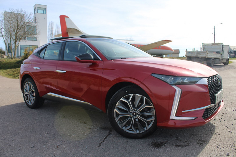 Photo Ds DS 4 CROSSBACK III TROCADERO HDI 130 CV USB GPS 3D CAMÃRA FULL LED TOIT PANO JA 19 BOITE AUTO EAT-8 Diesel RED PEPERONCINO en vente chez Bougel transactions Ds DS 4 CROSSBACK III TROCADERO HDI 130 CV USB GPS 3D CAMÃRA FULL LED TOIT PANO JA 19 BOITE AUTO EAT-8 Diesel RED PEPERONCINO Occasion à vendre