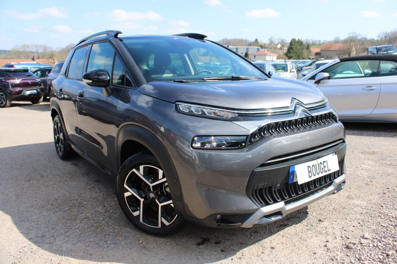 Photo Citroen C3 AIRCROSS II SHINE PACK 110 CV GPS 3D CAMÃRA USB RE FULL LED JA 17 GRIP PARK ASSIST TOIT PANO Essence GRIS PLATINIUM en vente chez Bougel transactions Citroen C3 AIRCROSS II SHINE PACK 110 CV GPS 3D CAMÃRA USB RE FULL LED JA 17 GRIP PARK ASSIST TOIT PANO Essence GRIS PLATINIUM Occasion à vendre