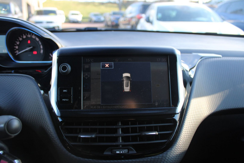 Photo 13 de l'offre de PEUGEOT 2008 II ALLURE 1L6 BLUE HDI 100 CV GPS 3D USB RE RADAR GRIP CONTROL BLUETOOTH RÃGULATEUR à 11990€ chez Bougel transactions