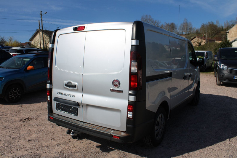 Photo 4 de l'offre de FIAT TALENTO 2L ECO JET 145 CV DIESEL BOITE 6V 3 PLACES CAMÃRA GPS USB MÃDIA REGULATEUR MÃTAL à 16900€ chez Bougel transactions