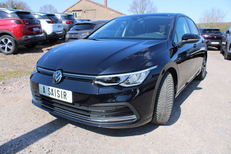 Photo 4 de l'offre de VOLKSWAGEN GOLF 8 MOVE 2L TDI 150 CV GPS 3D CAMÃRA FULL LED AUDIO USB JA 16 PACK HIVER RÃGULATEUR à 27500€ chez Bougel transactions