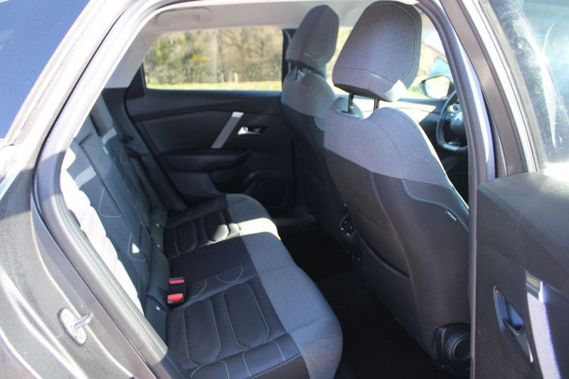 Photo 9 de l'offre de CITROEN C4 X BLUE HDI 130 CV MAX GPS 3D CAMÃRA USB FULL LED JA 18 I-COKPIT BOITE AUTO EAT-8 à 23800€ chez Bougel transactions