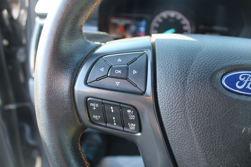 Photo 13 de l'offre de FORD RANGER 3L2 TDCI 200 CV BOITE AUTO WILDTRAK CAMÃRA GPS USB RÃGULATEUR BLUETOOTH ATTELAGE à 30900€ chez Bougel transactions