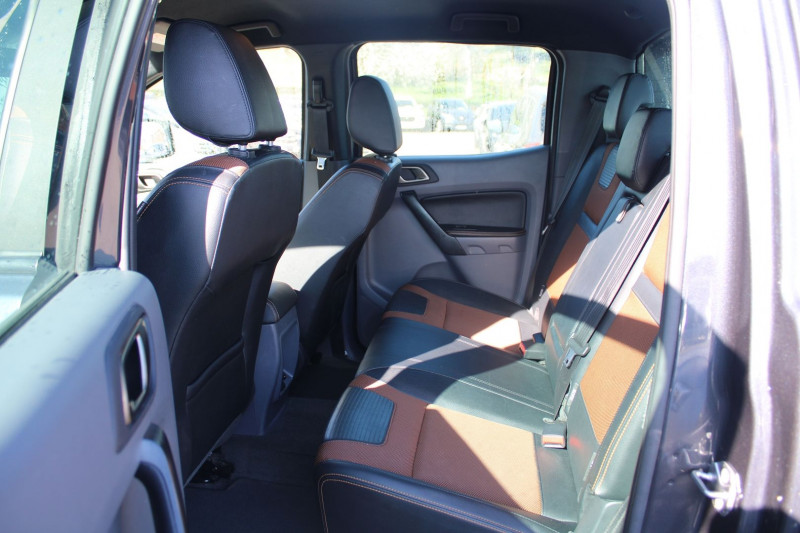 Photo 10 de l'offre de FORD RANGER 3L2 TDCI 200 CV BOITE AUTO WILDTRAK CAMÃRA GPS USB RÃGULATEUR BLUETOOTH ATTELAGE à 30900€ chez Bougel transactions
