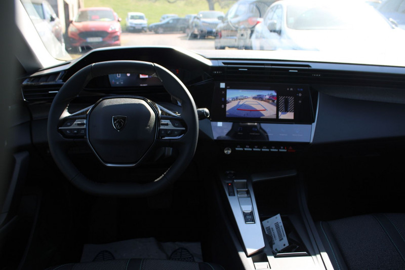 Photo 11 de l'offre de PEUGEOT 308 PHASE 4 ALLURE 145 CV HYBRIDE GPS 3D CAMÃRA FULL LED JA 17 RÃGULATEUR BOITE AUTO DCS-6 à 27990€ chez Bougel transactions