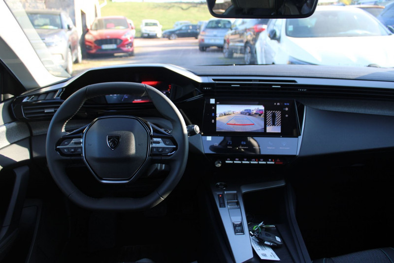 Photo 10 de l'offre de PEUGEOT 308 PHASE 4 ALLURE 145 CV HYBRIDE GPS 3D CAMÃRA FULL LED JA 17 RÃGULATEUR BOITE AUTO DCS-6 à 27990€ chez Bougel transactions