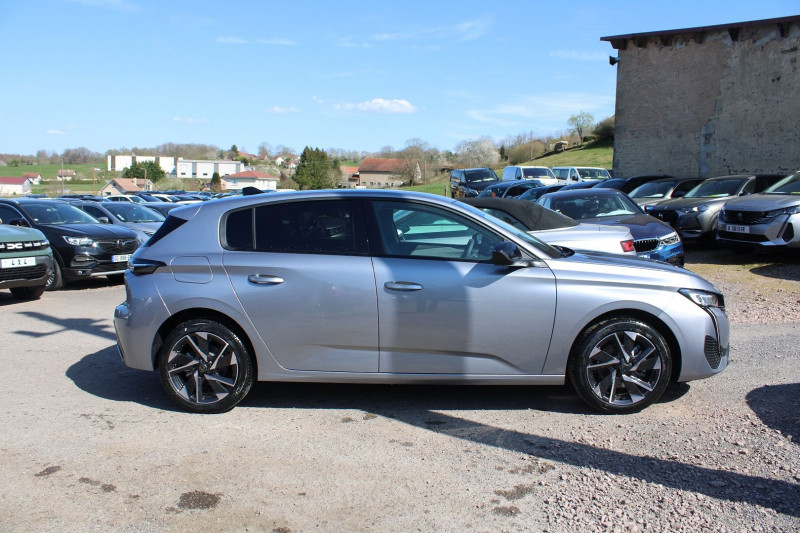 Photo 5 de l'offre de PEUGEOT 308 PHASE 4 ALLURE 145 CV HYBRIDE GPS 3D CAMÃRA FULL LED JA 17 RÃGULATEUR BOITE AUTO DCS-6 à 27990€ chez Bougel transactions