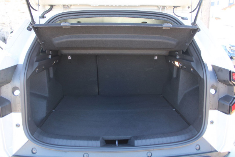 Photo 6 de l'offre de DACIA DUSTER VI EXTREME MILD HYBRIDE TCE 130 BOITE 6 CAMÃRA 360 ANGLES MORTS CLIM AUTO BLUETOOTH à 25990€ chez Bougel transactions