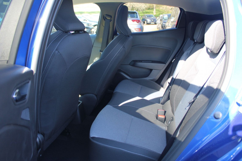 Photo 9 de l'offre de RENAULT CLIO VI BLUE DCI 100 CV EVOLUTION GPS 3D CAMÃRA FULL LED USB JA 16 RÃGULATEUR BLUETOOTH à 20990€ chez Bougel transactions