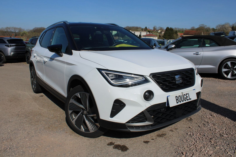 Seat ARONA 1L5 TSI 150 CV FR DSG7 SPORT BOITE AUTO GRAND GPS 3D CAMÃRA CUIR RÃGULATEUR ADAP Essence BLANC/TOIT NOIR Occasion à vendre