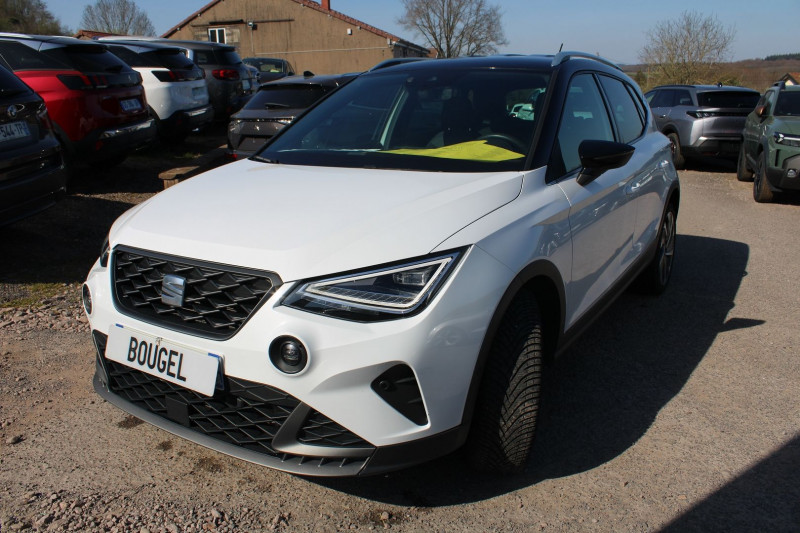 Photo 4 de l'offre de SEAT ARONA 1L5 TSI 150 CV FR DSG7 SPORT BOITE AUTO GRAND GPS 3D CAMÃRA CUIR RÃGULATEUR ADAP à 21900€ chez Bougel transactions