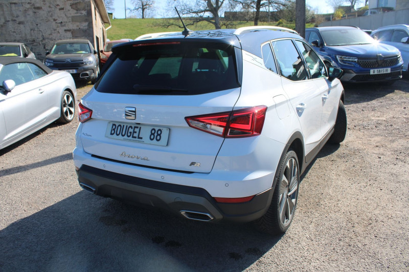 Photo 2 de l'offre de SEAT ARONA 1L5 TSI 150 CV FR DSG7 SPORT BOITE AUTO GRAND GPS 3D CAMÃRA CUIR RÃGULATEUR ADAP à 21900€ chez Bougel transactions