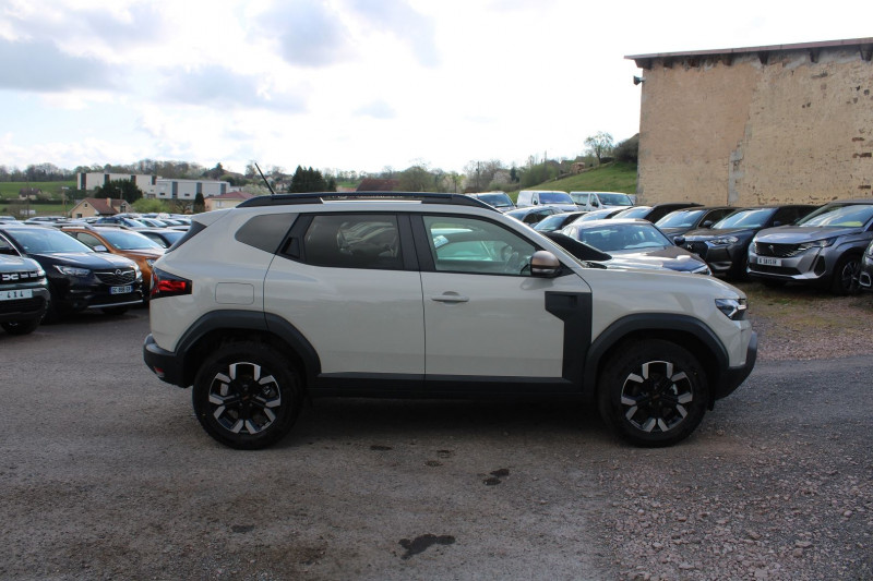 Photo 5 de l'offre de DACIA DUSTER VI EXTREME TCE 130 CV "4X4" GPS 3D I-COKPIT CAMÃRA 360Â° FULL LED JA 17 RÃGULATEUR à 28990€ chez Bougel transactions