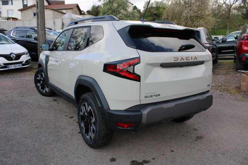Photo 3 de l'offre de DACIA DUSTER VI EXTREME TCE 130 CV "4X4" GPS 3D I-COKPIT CAMÃRA 360Â° FULL LED JA 17 RÃGULATEUR à 28990€ chez Bougel transactions