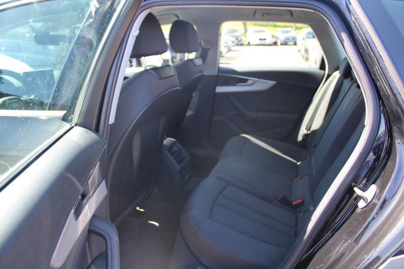 Photo 10 de l'offre de AUDI A4 ALLROAD 45 TFSI DESIGN 245 CV HYBRIDE "QUATTRO" GPS 3D USB JA 17 I-COKPIT BOITE S-TRONIC à 25990€ chez Bougel transactions