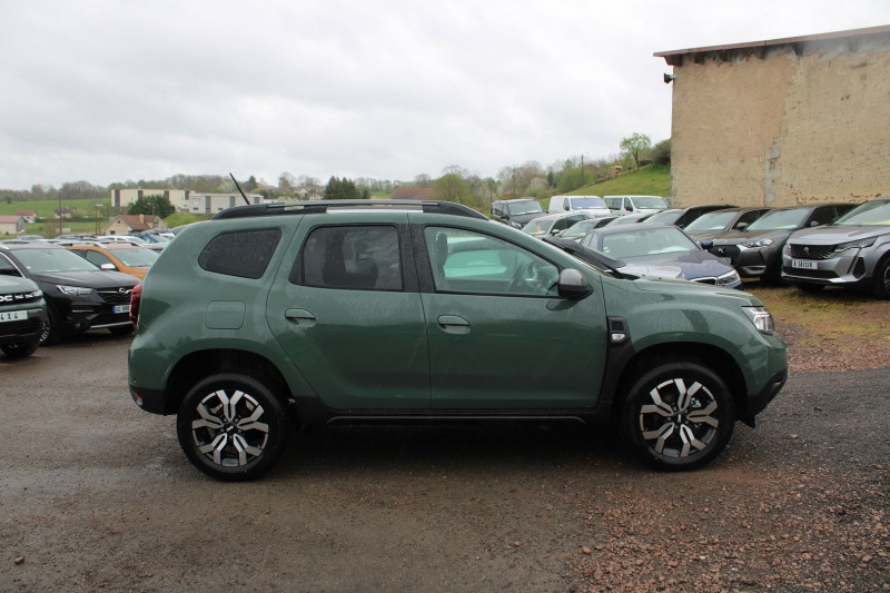 Photo 5 de l'offre de DACIA DUSTER 5 JOURNEY BLUE DCI 115 CV GPS 3D CAMÃRA FULL LED RE USB JA 17 RÃGULATEUR BLUETOOTH à 24990€ chez Bougel transactions