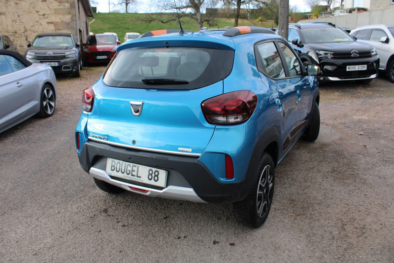 Photo 2 de l'offre de DACIA SPRING CONFORT PLUS ELECTRIC 45 CV CLIM USB GPS 3D CAMÃRA JA 14 LIMITEUR ACHAT INTEGRAL à 8500€ chez Bougel transactions