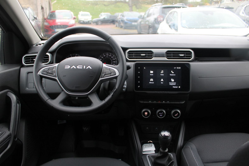 Photo 10 de l'offre de DACIA DUSTER 5 JOURNEY BLUE DCI 115 CV GPS 3D CAMÃRA FULL LED RE USB JA 17 RÃGULATEUR BLUETOOTH à 24990€ chez Bougel transactions