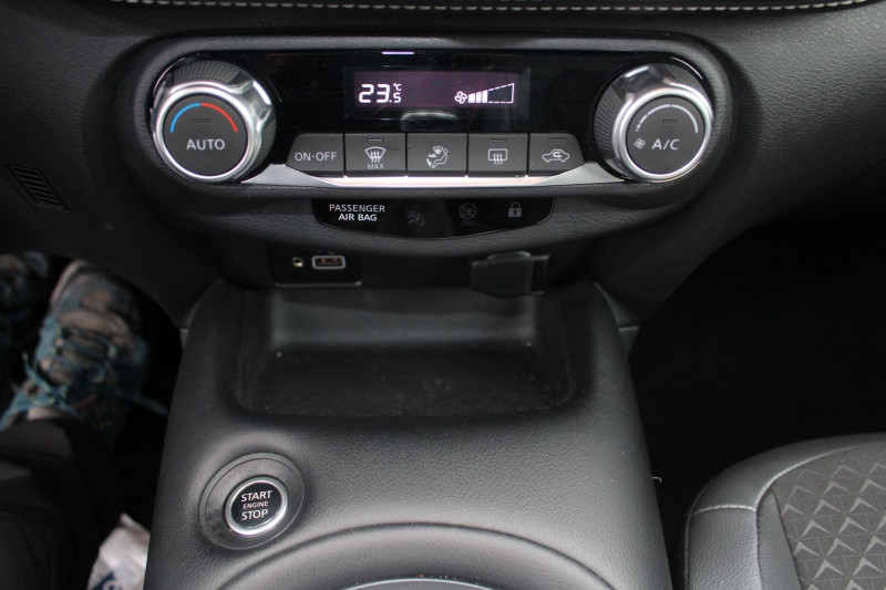 Photo 14 de l'offre de NISSAN JUKE III 1L DIG-T 114 CV N-CONNECT CAMÃRA CUIR GPS LINK USB FULL LEDS CLIM AUTO  BOITE 6V à 19500€ chez Bougel transactions